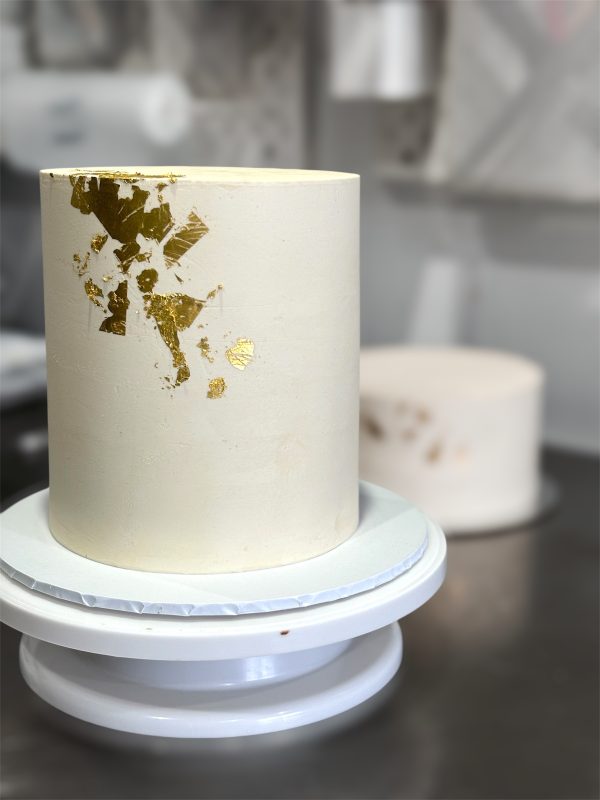 DIY Cakes - Decorate It Yourself